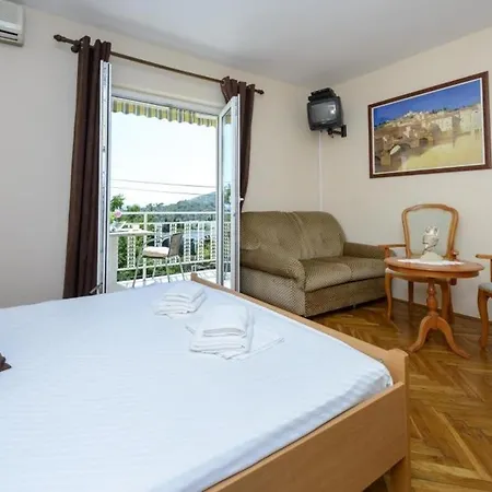 Botica- Studio With Balcony And Sea View *